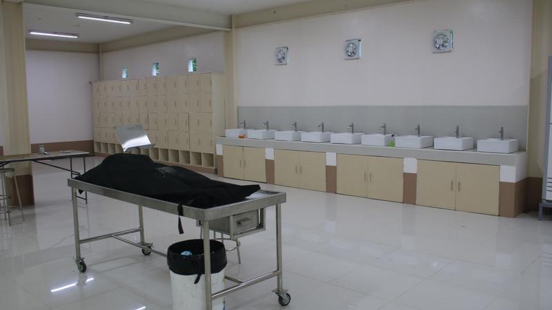 PLTCI Anatomy Lab with dissection tables